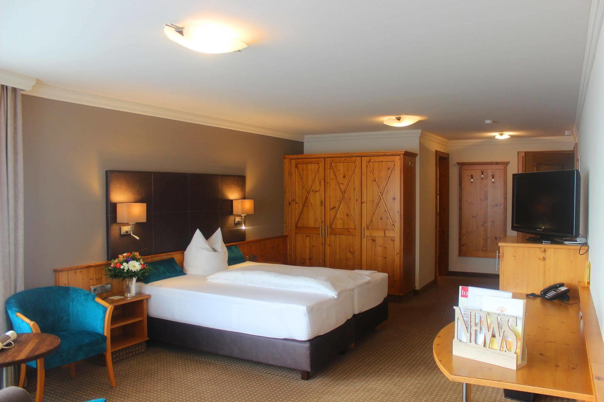 Hotel Landhaus Feckl Ehningen Kültér fotó