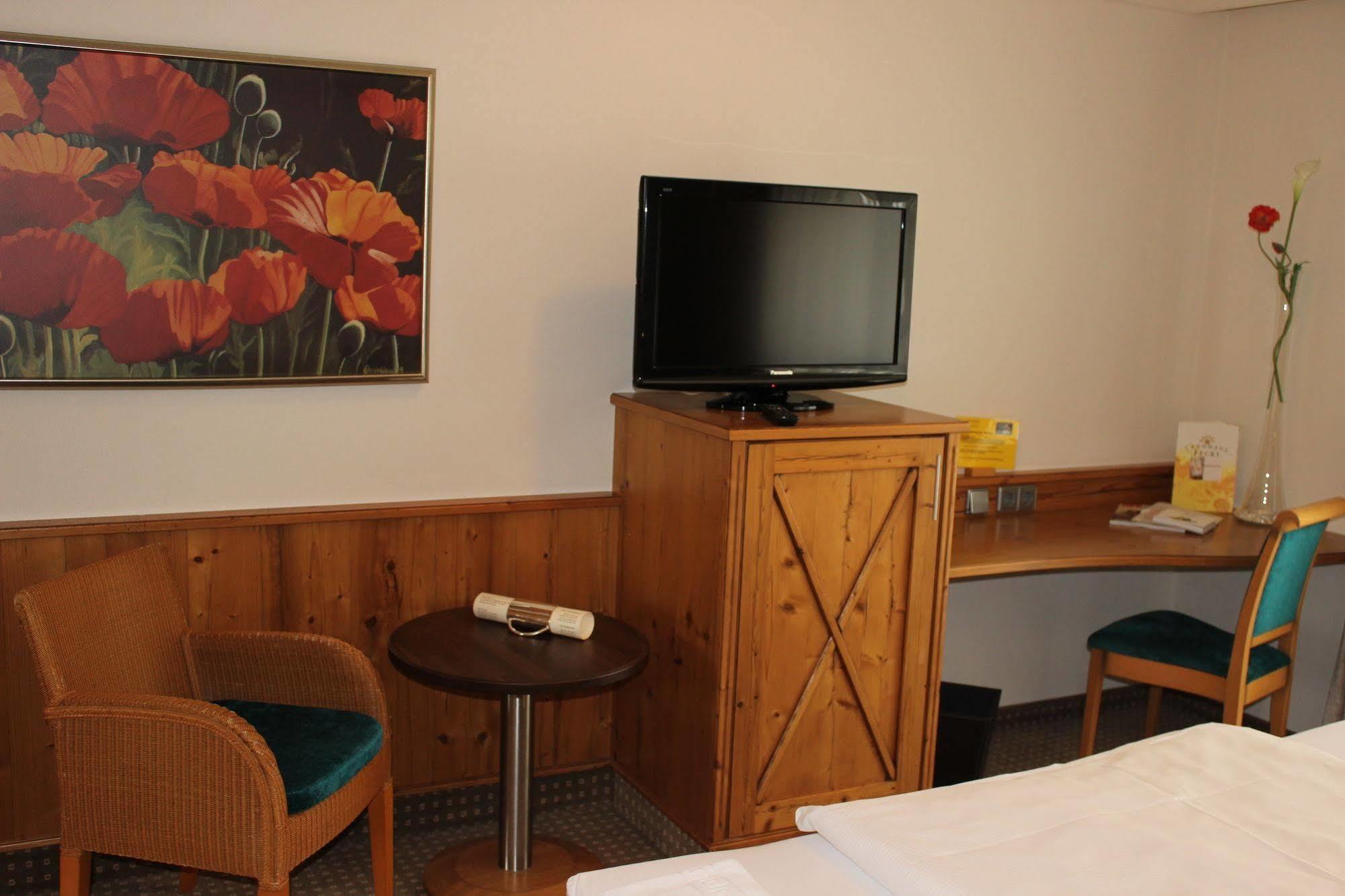 Hotel Landhaus Feckl Ehningen Kültér fotó