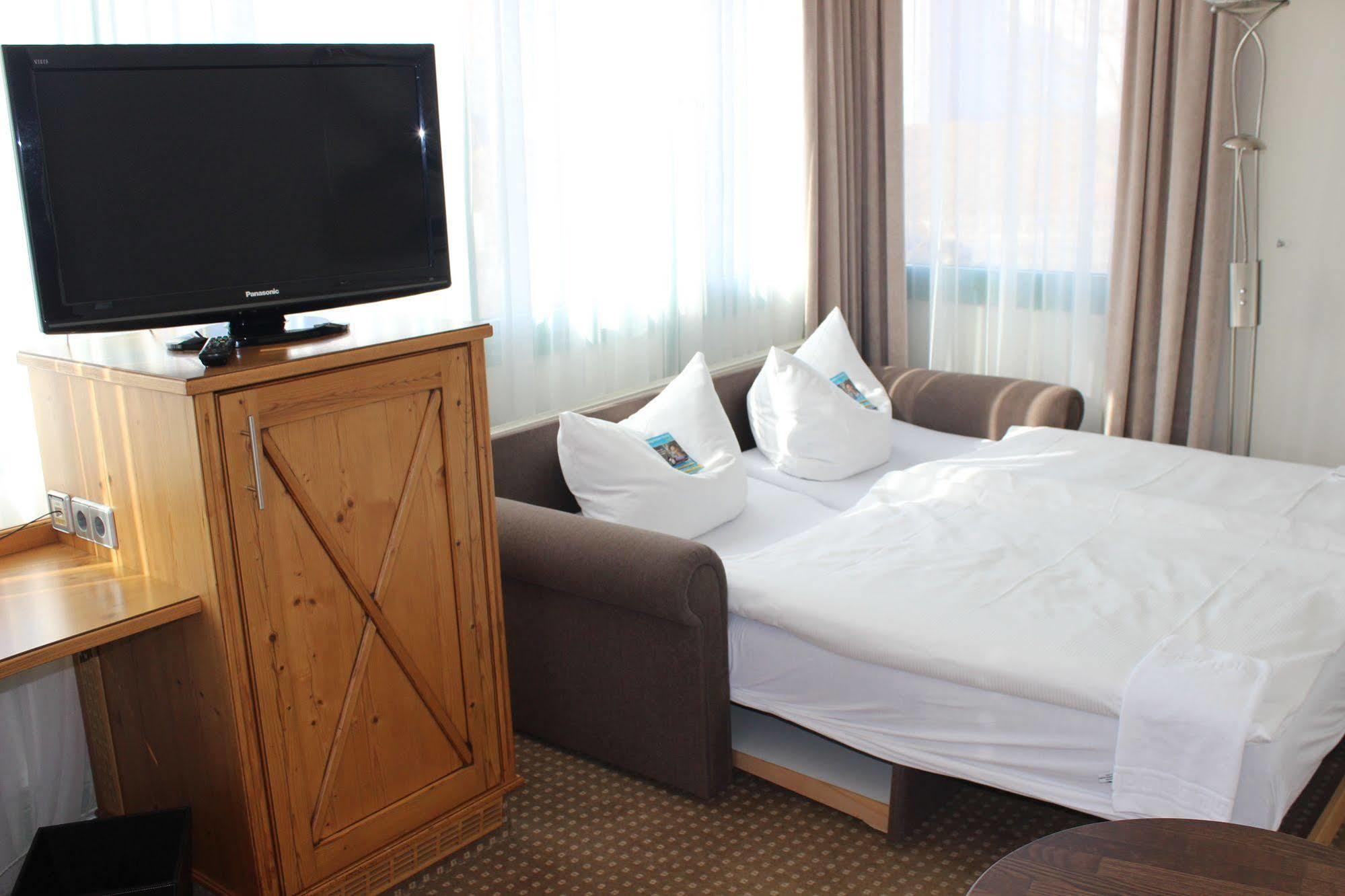 Hotel Landhaus Feckl Ehningen Kültér fotó